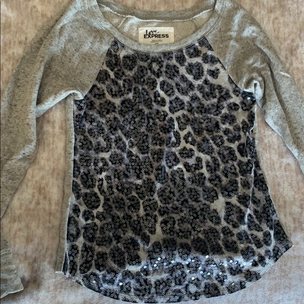 Leopard sequins crew neck
